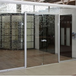 Скло з нанесеною графікою (малюнки, візерунки)