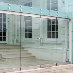 Перенесення суцільноскляних вхідних груп