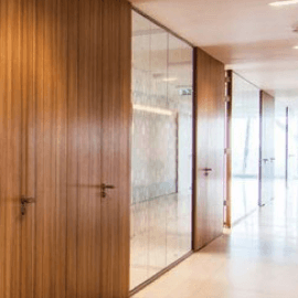 Виробництво скляних перегородок без монтажу Виробництво скляних перегородок без монтажу