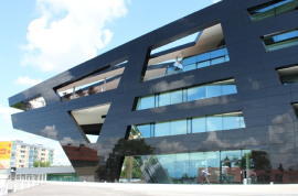 Декоративні фасадні скла: функції і застосування