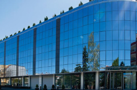 Світловідбиваючі фасадні скла