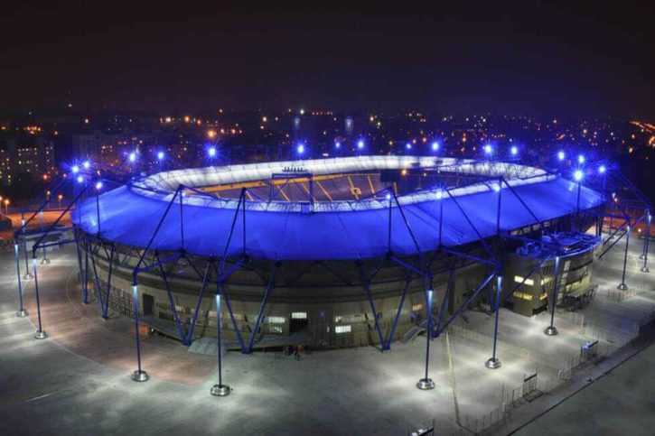Скління стадіона-учасника UEFA Euro 2012 «Металіст»