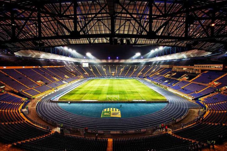 Скління стадіона-учасника UEFA Euro 2012 «Металіст»