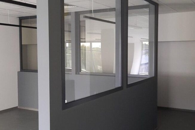 Приміщення в бізнес-центрі «Протон» на вул. Богдана Хмельницького, 24