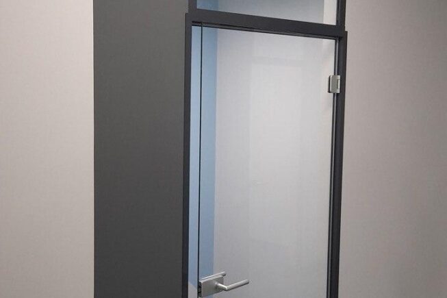 Приміщення в бізнес-центрі «Протон» на вул. Богдана Хмельницького, 24