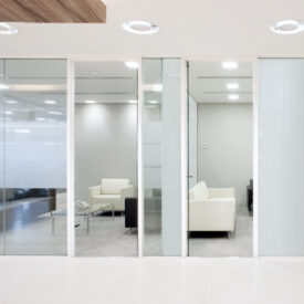 Скло, яке перемикається, і його робота