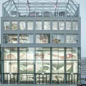 Чи безпечні скляні стіни?