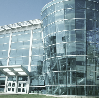 Структурний скляний фасад