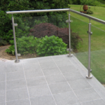 Огородження з нержавіючої сталі зі склом ціна Огородження з нержавіючої сталі зі склом ціна